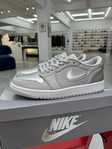 A Glimpse of Luxury: Nike Air Jordan 1 Retro Low OG “Silver” CZ0790-002