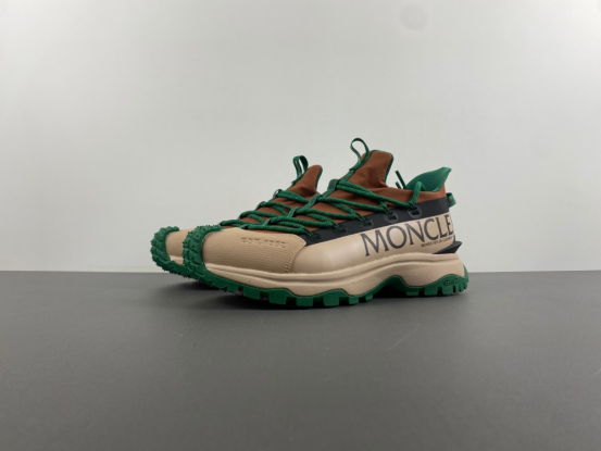 Moncler Brown Trailgrip Lite 2 Sneakers: Rugged Elegance in Earthy Tones