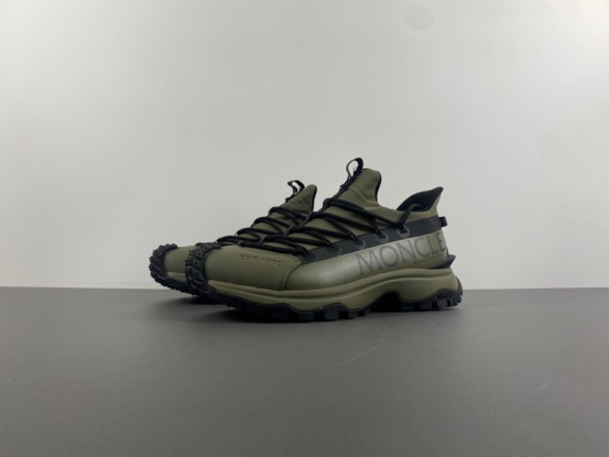 Moncler Trailgrip Lite 2 Sneakers Khaki: A Blend of Earthy Tones and Vibrant Accents