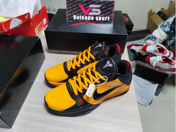 Nike Kobe 5 Protro Bruce Lee