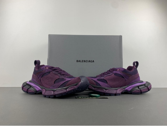 Daring Elegance: Balenciaga 3XL Purple 230 759693 W3XLH 5959