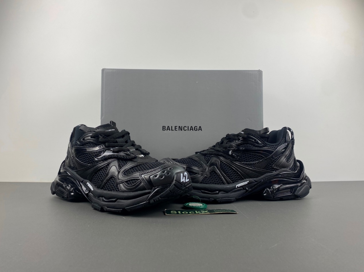 Balenciaga Runner Matte Black: A Fusion of Elegance and Performance