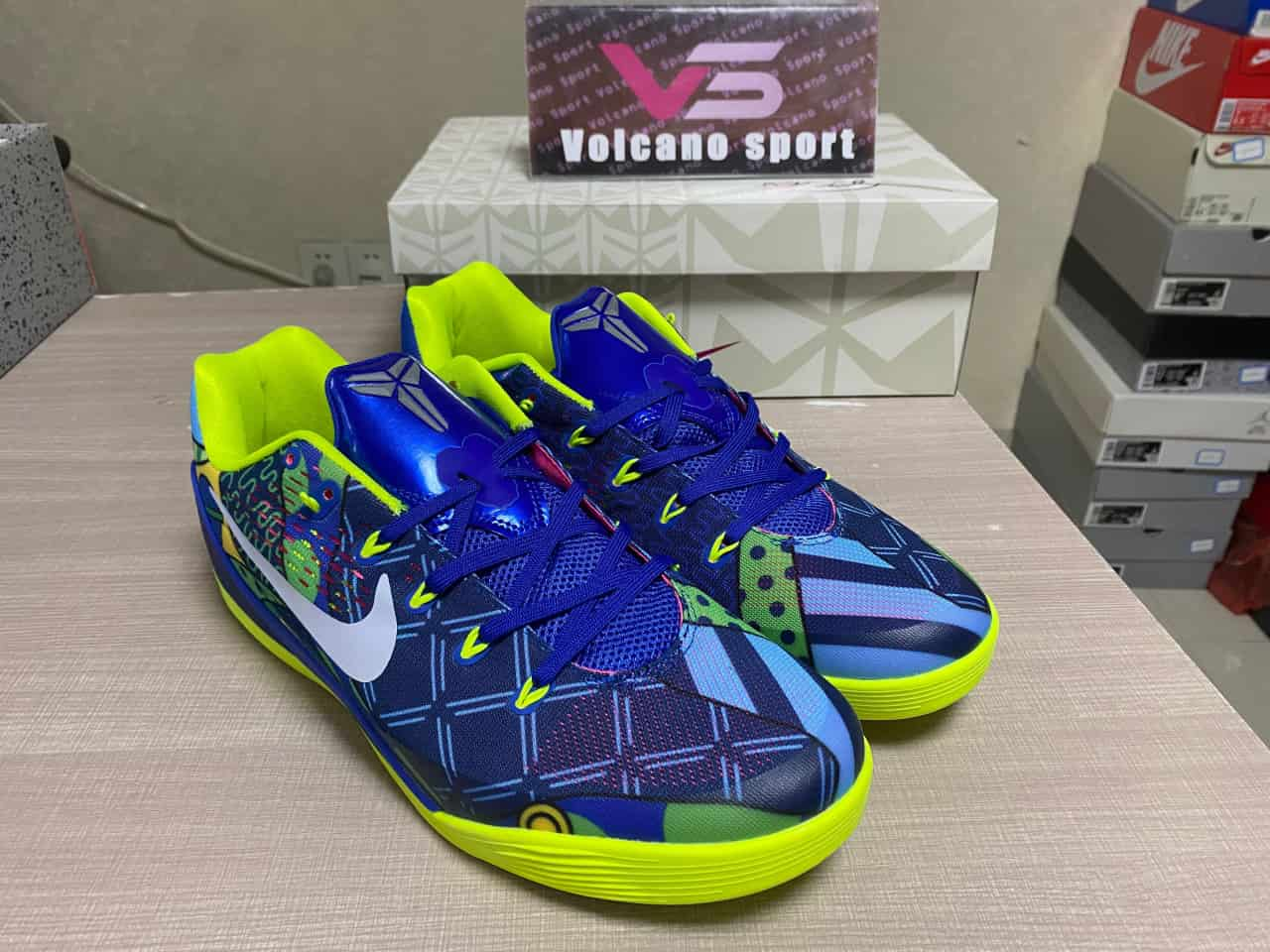 Kobe 9 EM Low Brazil 646701-413 – Samba Slam