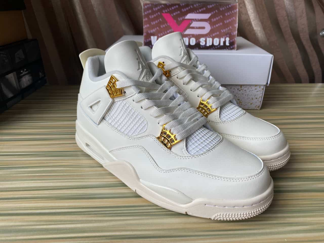 Air Jordan 4 “Metallic Gold” AQ9129-170 – Golden Flight