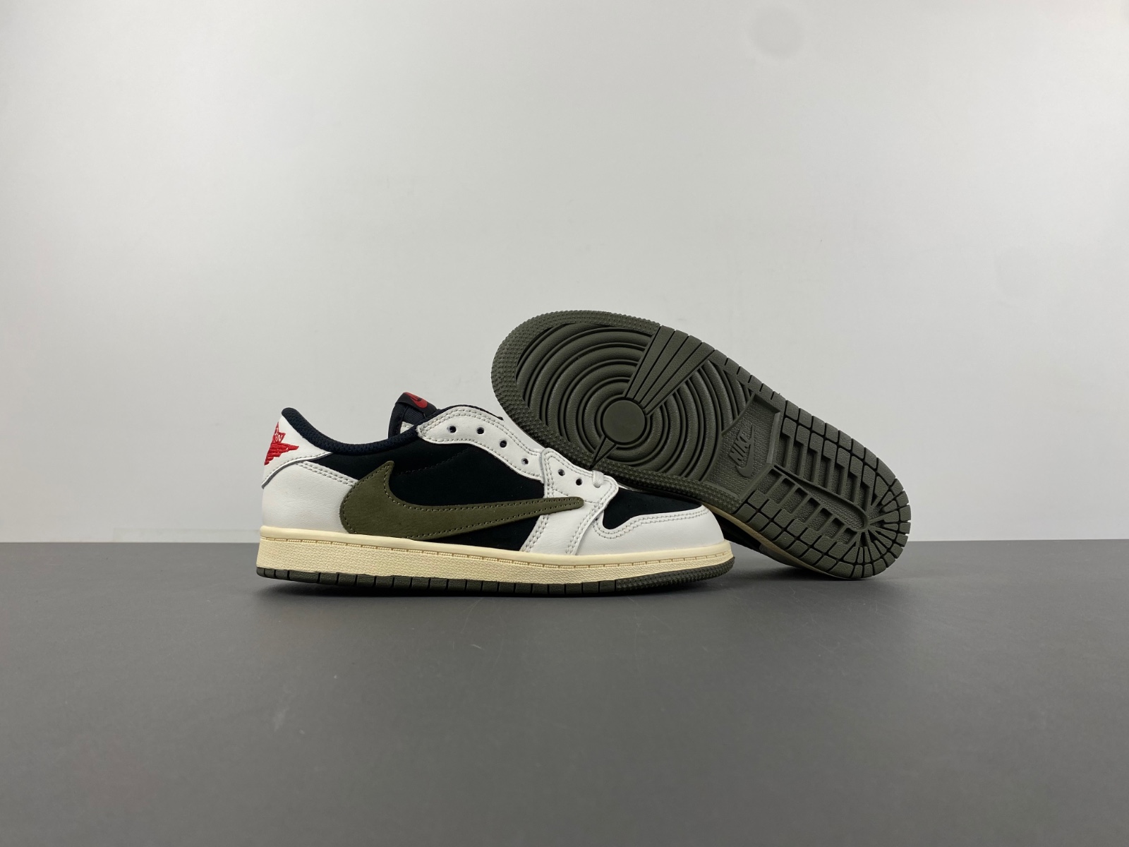 Travis Scott x Jordan 1 Retro Low OG SP PS 'Olive' DZ5909-106