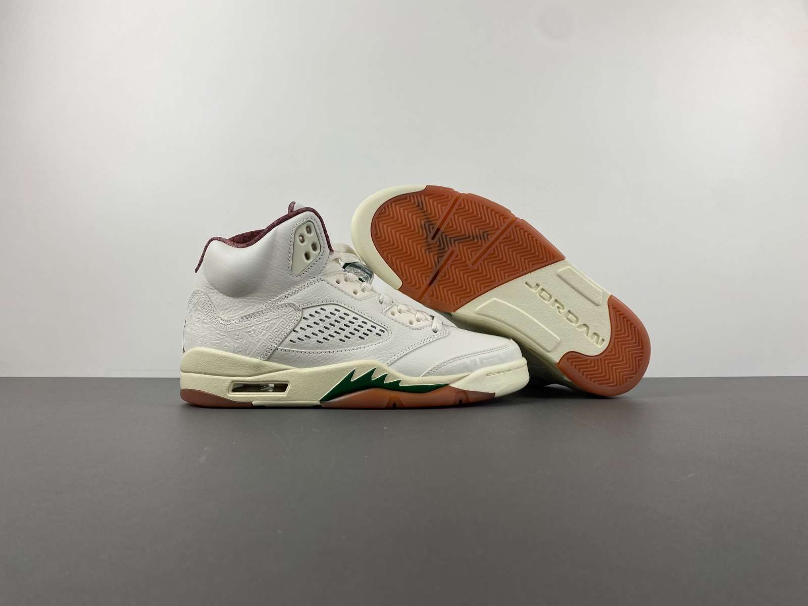 Air Jordan 5 