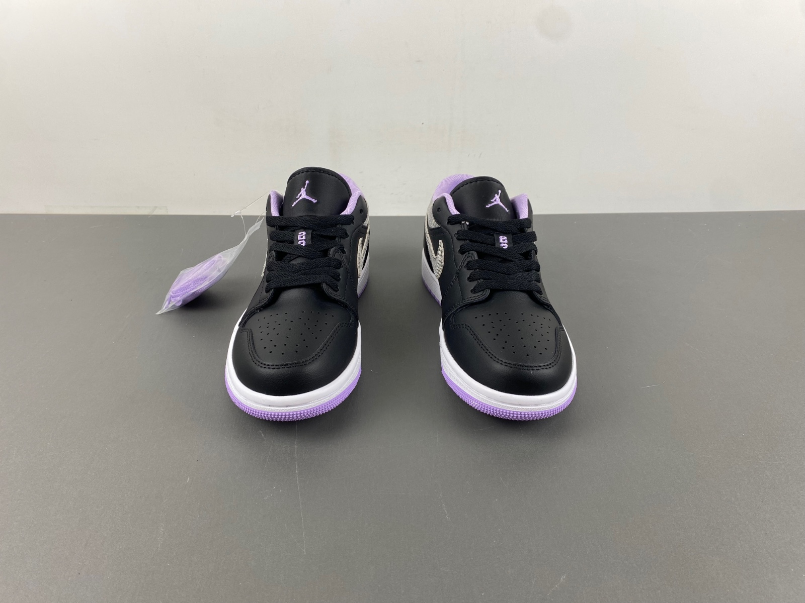 Nike Air Jordan 1 Low SE GS Black Lilac Plaid DH0570-015